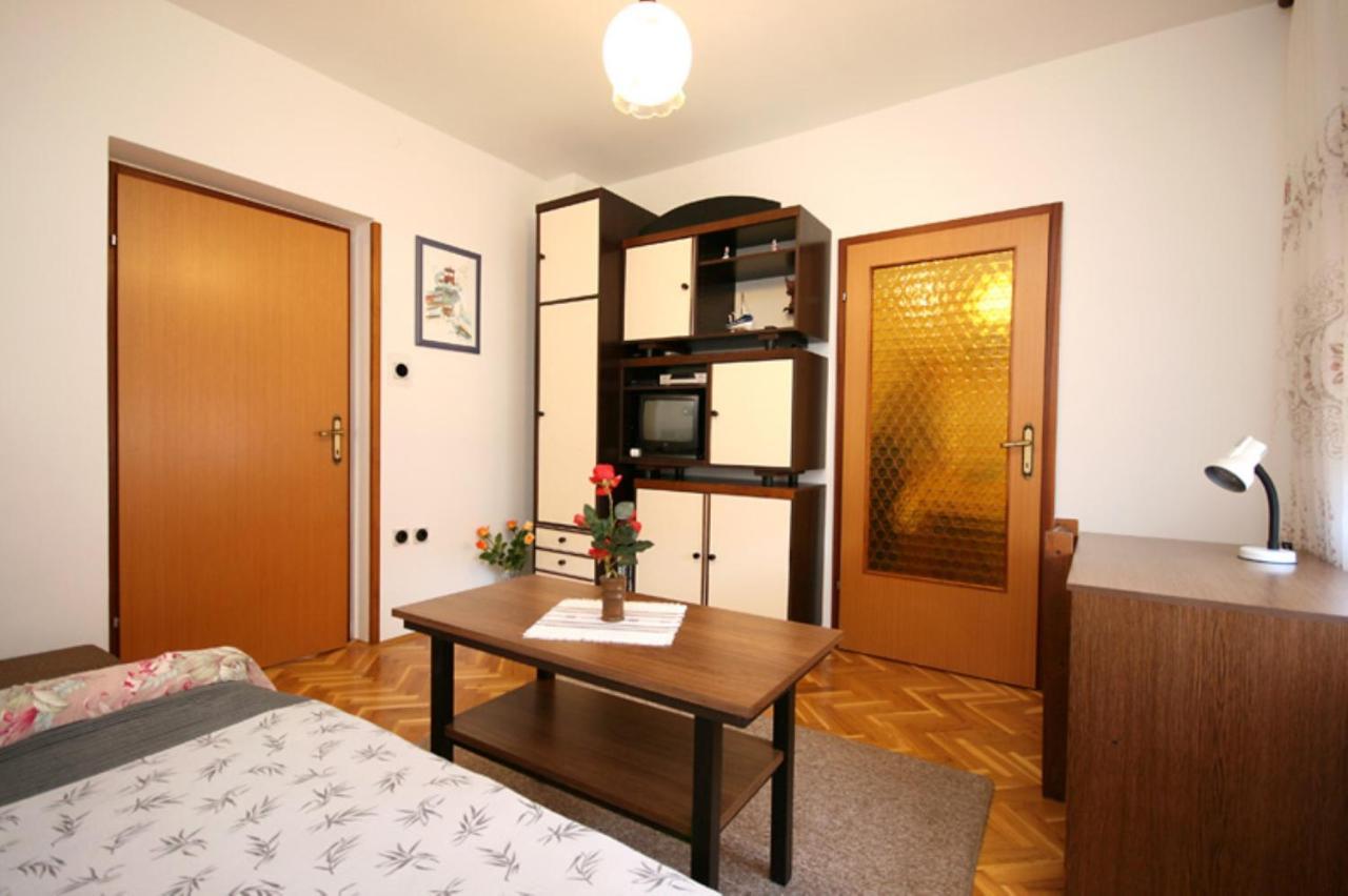 Apartment Anica Baška Dış mekan fotoğraf
